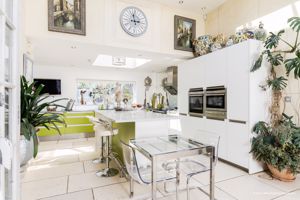 Photo 22- click for photo gallery